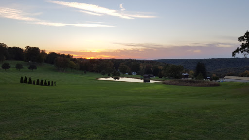 Golf Driving Range «Lucky Hills Golf Course», reviews and photos, 136 Warren Rd, Franklin, PA 16323, USA
