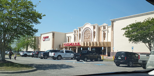 Movie Theater «Cinemark 16», reviews and photos, 15171 Crossroads Pkwy, Gulfport, MS 39503, USA
