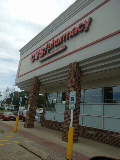 Drug Store «CVS», reviews and photos, 1400 E Roosevelt Rd, Wheaton, IL 60187, USA