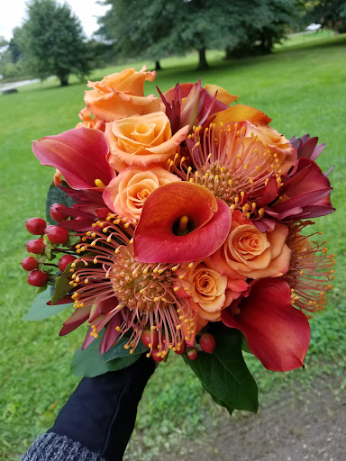 Florist «Flowers by Emily LLC», reviews and photos, 15620 W High St, Middlefield, OH 44062, USA