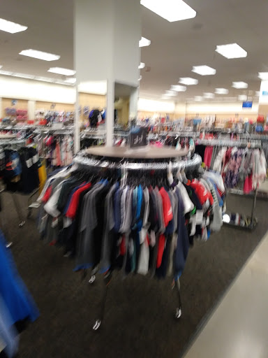 Department Store «Nordstrom Rack Towne Place at Garden State Park», reviews and photos, 951 Haddonfield Rd a, Cherry Hill, NJ 08002, USA