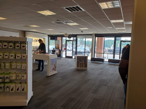 Cell Phone Store «Verizon», reviews and photos, 26 Northfield Ctr, Whiteville, NC 28472, USA