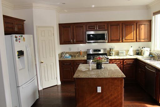 Remodeler «House Of Remodeling Inc, House Of Flooring & Cabinets», reviews and photos, 13911 Carroll Way, Tustin, CA 92780, USA