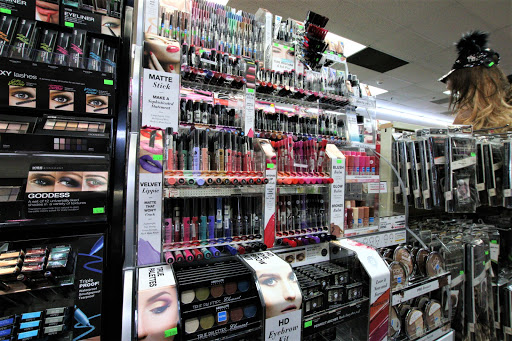 Beauty Supply Store «Hair Plus Beauty Outlet», reviews and photos, 4641 Morse Centre Rd, Columbus, OH 43229, USA