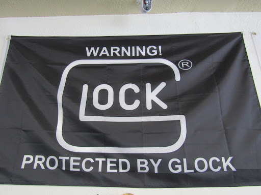 Loan Agency «Creighton Loans and Music», reviews and photos, 16404 WA-99, Lynnwood, WA 98037, USA