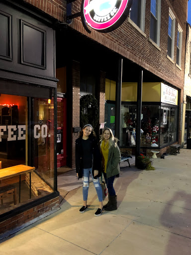 Coffee Shop «Pine Brothers Coffee Company», reviews and photos, 205 S Market St, Scottsboro, AL 35768, USA