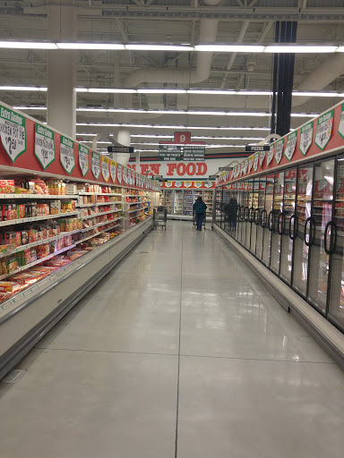 Supermarket «WinCo Foods», reviews and photos, 1920 Olympic St, Springfield, OR 97477, USA