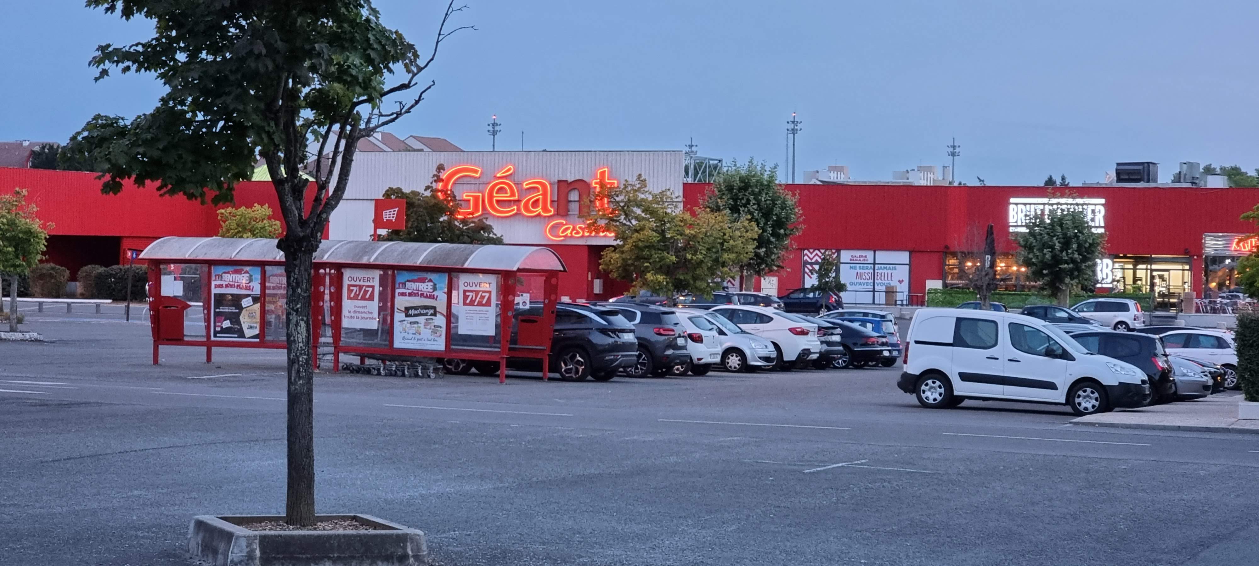 Photo n° 12 de l'avis de Charles.u fait le 22/08/2021 à 02:20
