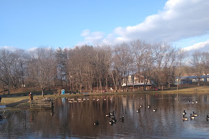 Zacharias Pond Park