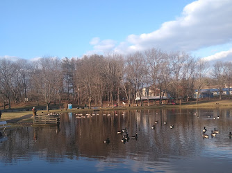 Zacharias Pond Park