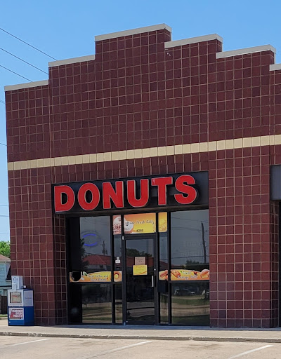 Donut Shop «Kim Donut Shop», reviews and photos, 1201 E Main St # 280, Allen, TX 75002, USA
