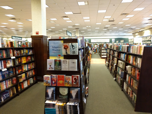 Book Store «Barnes & Noble», reviews and photos, 12193 Fair Lakes Promenade Dr, Fairfax, VA 22033, USA