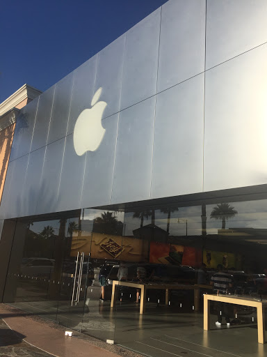 Apple Carlsbad