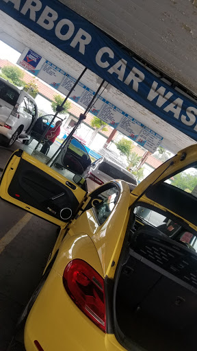 Car Wash «Harbor Hand Car Wash», reviews and photos, 800 N Harbor Blvd, Fullerton, CA 92832, USA