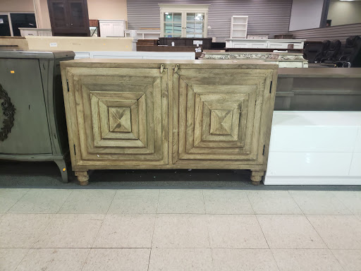 Hardware Store «Harbor Freight Tools», reviews and photos, 10101 E Washington St, Indianapolis, IN 46229, USA