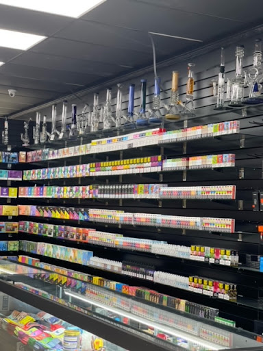 Tobacco Shop «Choice Plus Tobacco», reviews and photos, 31 W 63rd St # 31D, Westmont, IL 60559, USA