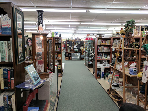Hiawassee Antique Mall LLC
