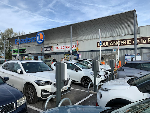 Threeforce Charging Station à Ozoir-la-Ferrière