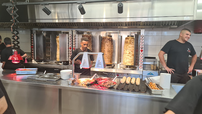 שווארמה הרצל 2 - מסעדה