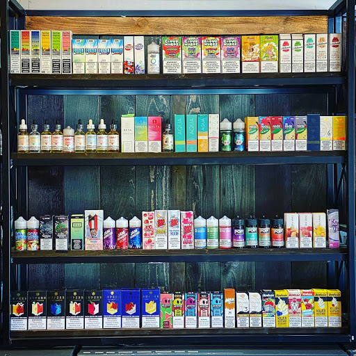 Tobacco Shop «Xhale Vapor N Smoke», reviews and photos, 5610 E Lake Sammamish Pkwy SE, Issaquah, WA 98029, USA