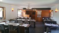Atmosphère du Restaurant Le Domaine du Faux Rieux à Ferrière-la-Grande - n°13