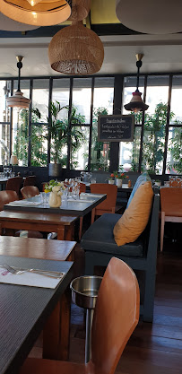 Atmosphère du Restaurant de spécialités provençales Restaurant La Réserve Sainte-Maxime - n°16