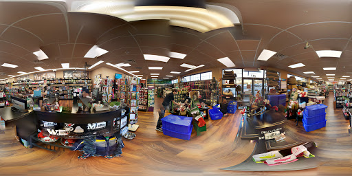 Pet Store «Pet Valu», reviews and photos, 217 Lancaster Ave, Ardmore, PA 19003, USA