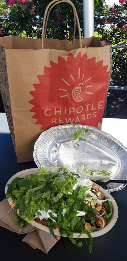 Mexican Restaurant «Chipotle Mexican Grill», reviews and photos, 1141 N Dupont Hwy #101, Dover, DE 19901, USA