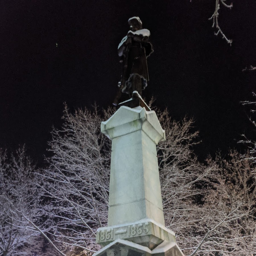 Raymond Civil War Monument