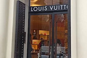 Louis Vuitton Melbourne Collins Street image