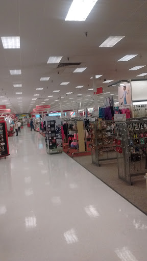 Department Store «Target», reviews and photos, 2000 9th Ave SE, Watertown, SD 57201, USA