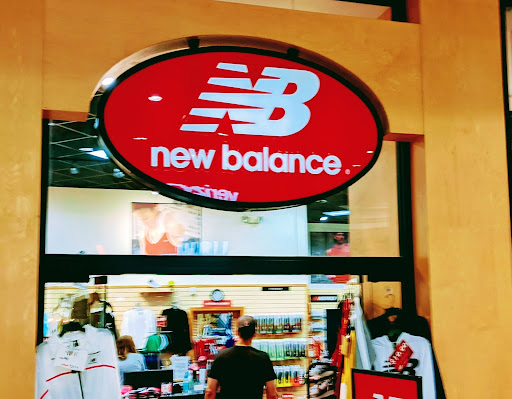 Shoe Store «New Balance Tampa», reviews and photos, 211 Westshore Plaza, Tampa, FL 33609, USA