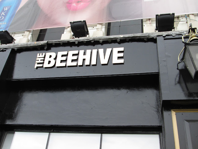 Beehive Bar Belfast - Pub