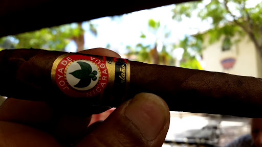 Tobacco Shop «Southside Cigar & Tobacco», reviews and photos, 8918 S Meridian St, Indianapolis, IN 46217, USA