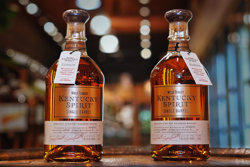 Liquor Store «Warehouse Liquors», reviews and photos, 634 S Wabash Ave, Chicago, IL 60605, USA