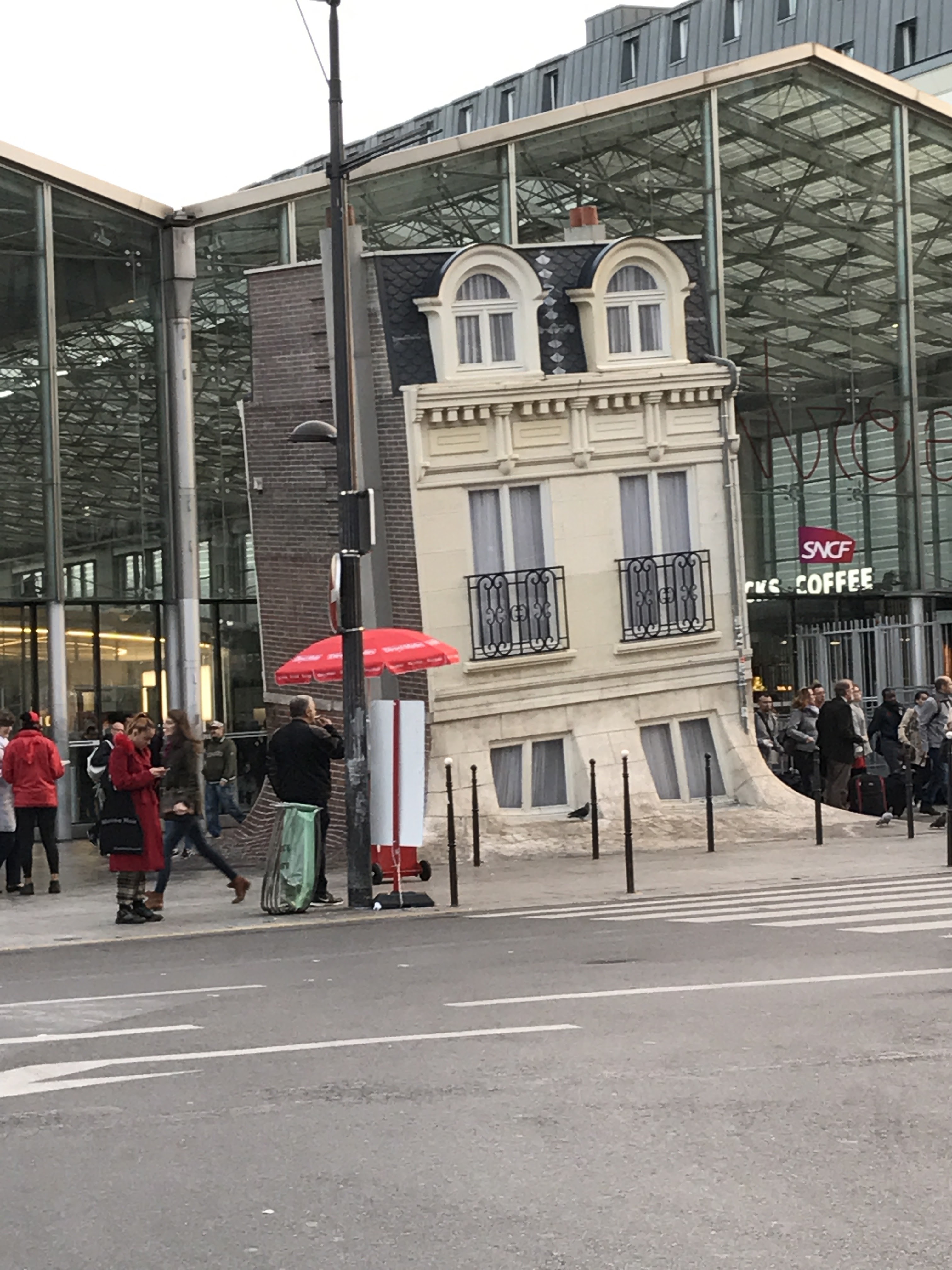 Photo n° 4 de l'avis de Serkan.u fait le 08/12/2017 à 18:39