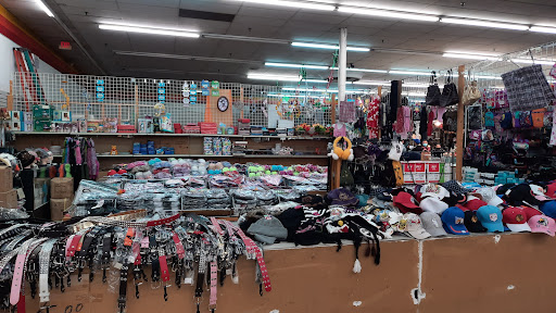 Shopping Mall «Elgin Shopping Mall», reviews and photos, 308 S McLean Blvd, Elgin, IL 60123, USA