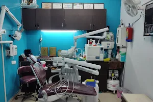 Axay Dental image