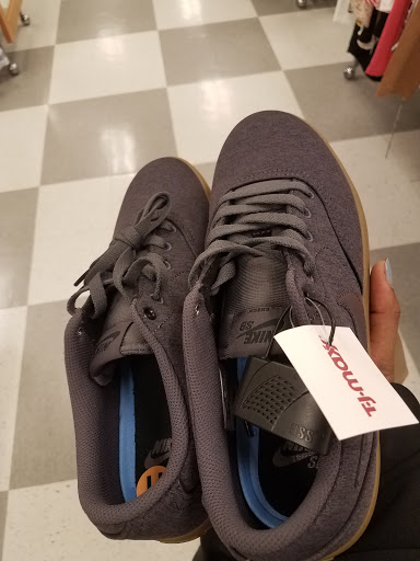 Department Store «T.J. Maxx», reviews and photos, 1 Worcester Rd, Framingham, MA 01701, USA