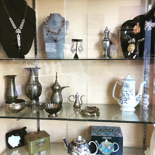 Thrift Store «St. Matthew’s Thrift Shop», reviews and photos, 2812 Main St, Santa Monica, CA 90405, USA