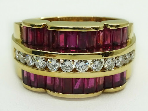 Jewelry Store «Jewelry & Coin Mart», reviews and photos, 757 W Golf Rd, Schaumburg, IL 60194, USA