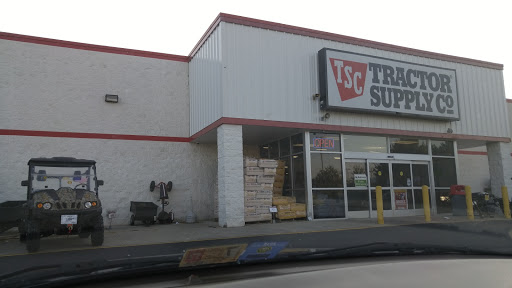 Home Improvement Store «Tractor Supply Co.», reviews and photos, 8110 Gander Way, Roanoke, VA 24019, USA
