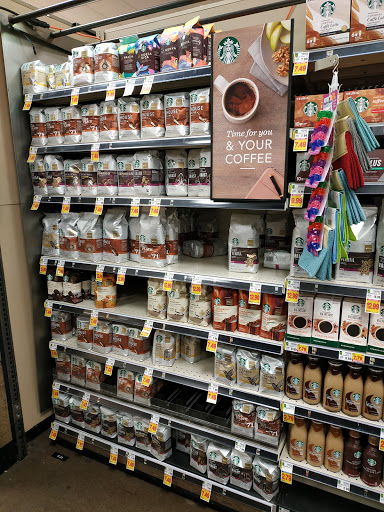 Shopping Mall «Bear Valley Shopping Center», reviews and photos, 3100 S Sheridan Blvd, Denver, CO 80227, USA