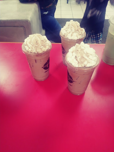 Donut Shop «Top Donut», reviews and photos, 700 Aiken St, Lowell, MA 01850, USA