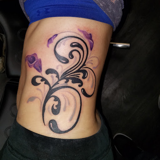 Tattoo Shop «Red Octopus Tattooing», reviews and photos, 1654 Solomons Island Rd S, Prince Frederick, MD 20678, USA