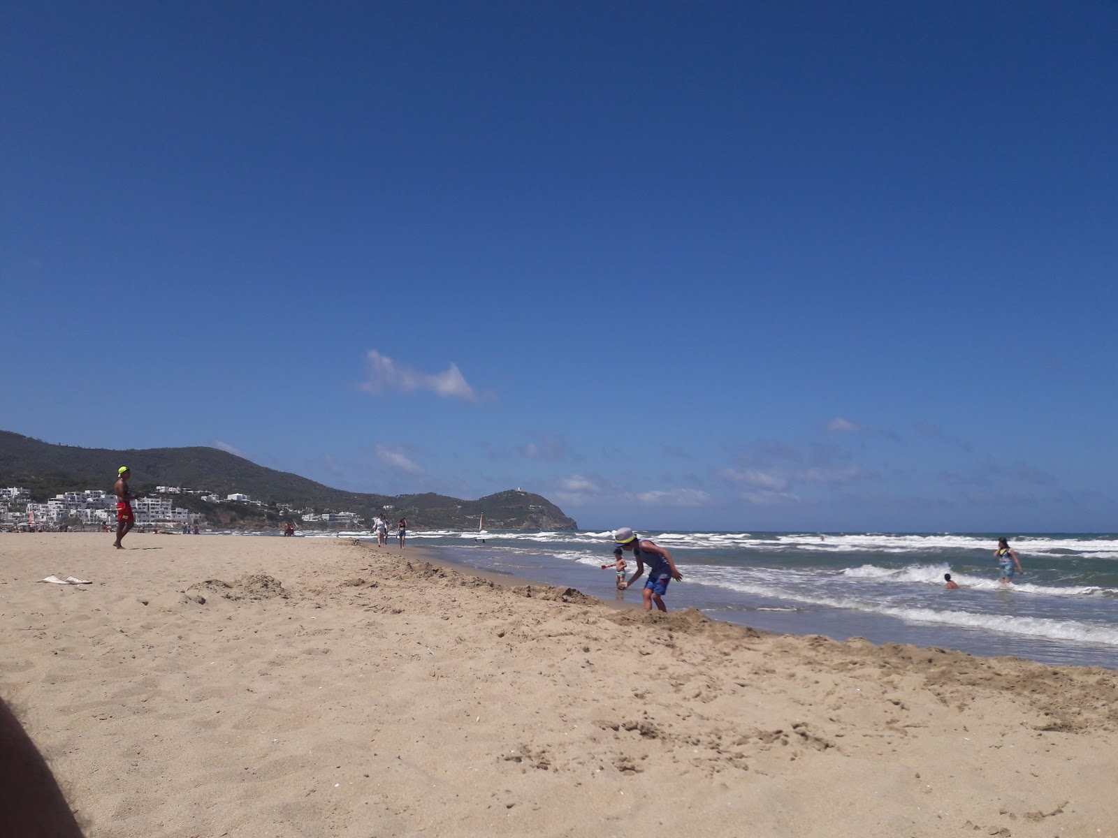 Plage de Cabo Negro'in fotoğrafı çok temiz temizlik seviyesi ile