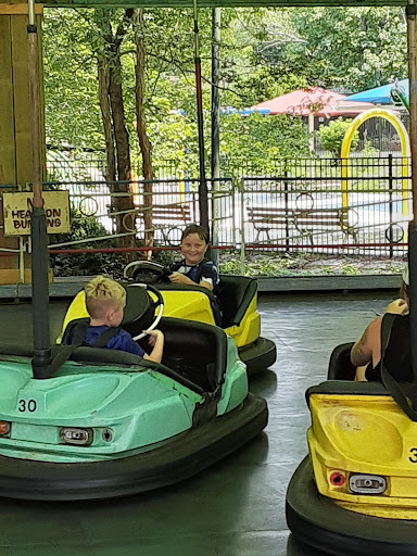 Amusement Park «Lake Winnepesaukah Amusement Park», reviews and photos, 1730 Lakeview Dr, Rossville, GA 30741, USA