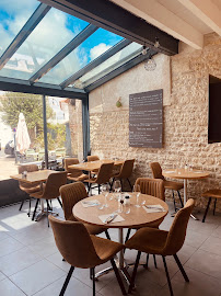 Atmosphère du Restaurant français Le Grand-Pierre à Saint-Pierre-d'Oléron - n°6