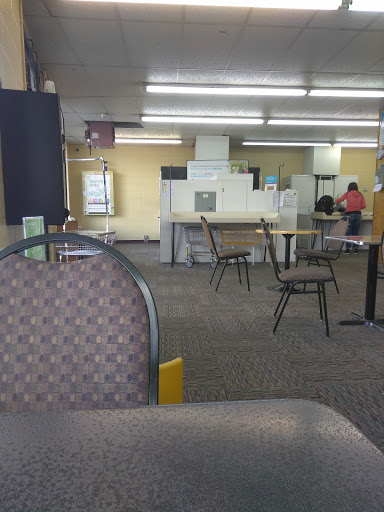 Laundromat «Z Laundromat», reviews and photos, 5212 NE St Johns Rd a, Vancouver, WA 98661, USA