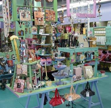 Gift Shop «Catching Fireflies», reviews and photos, 3117 W 12 Mile, Berkley, MI 48072, USA